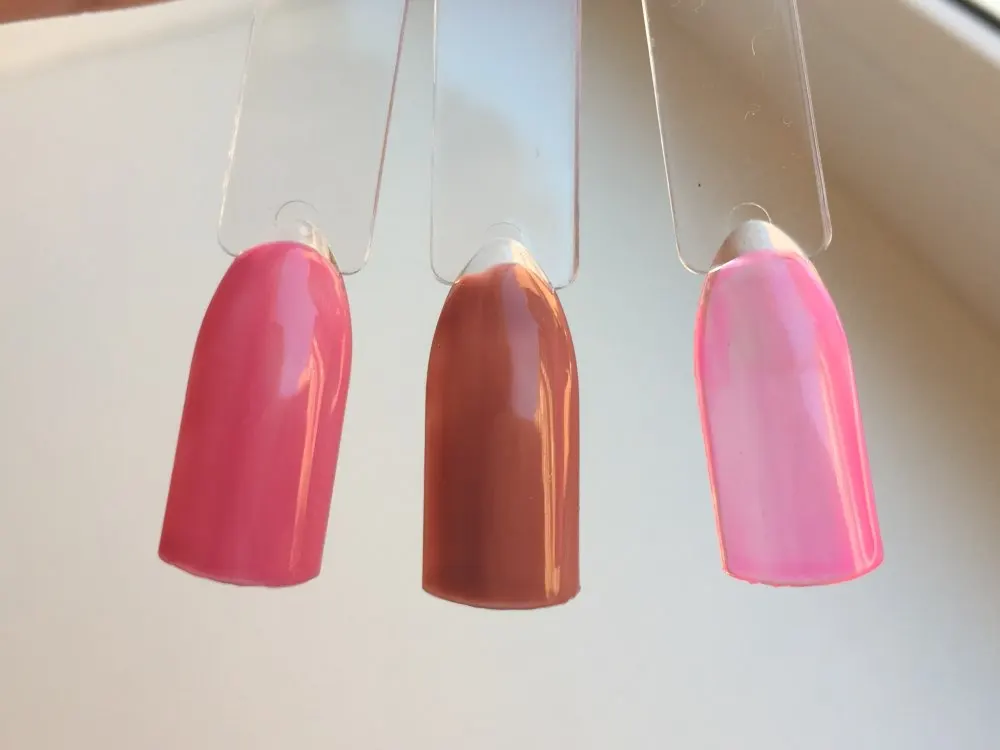 Типсы для наращивания верхние формы. Пластмассовые ногти. Можно ли красить типсы. Типсы с усиками. Типсы для французского маникюра.