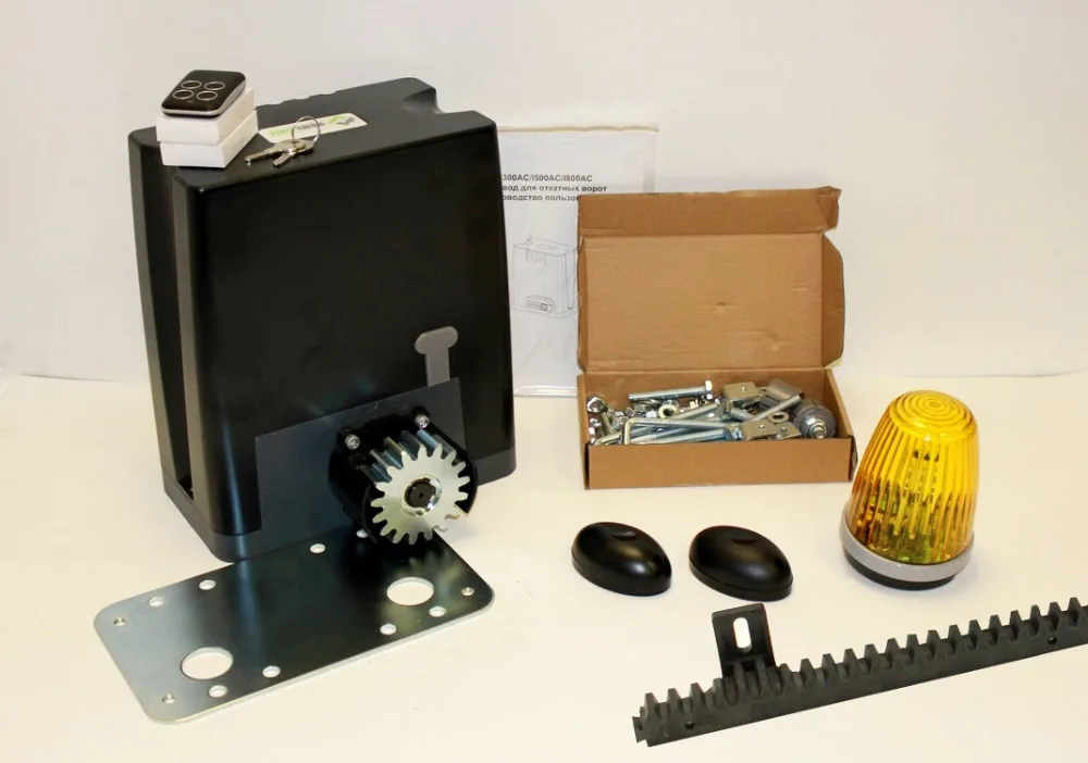 

Drive kit DKC800 with mounting plate, photocells, warning light and toothed polymer rail