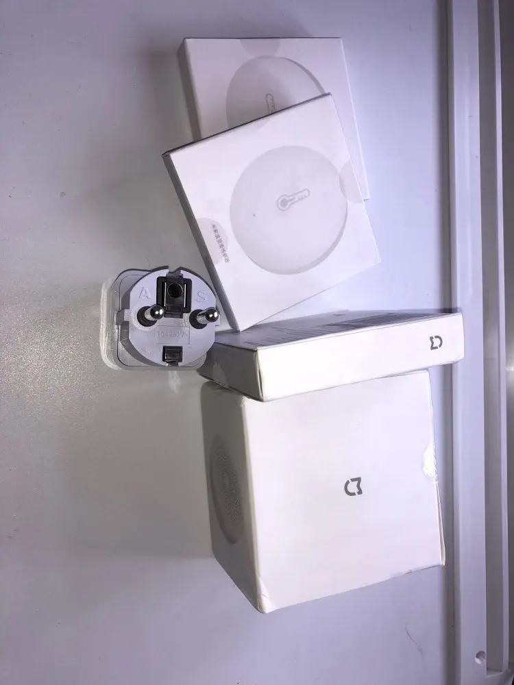 Датчик температуры и влажности Xiaomi Mi Smart Home Temperature