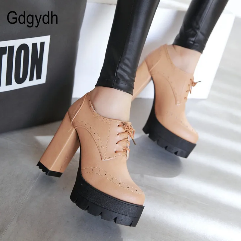 Gdgydh/Модные нейтральные женские туфли-лодочки; женские тонкие туфли с круглым носком; женские туфли на толстой высокой платформе с резным узором