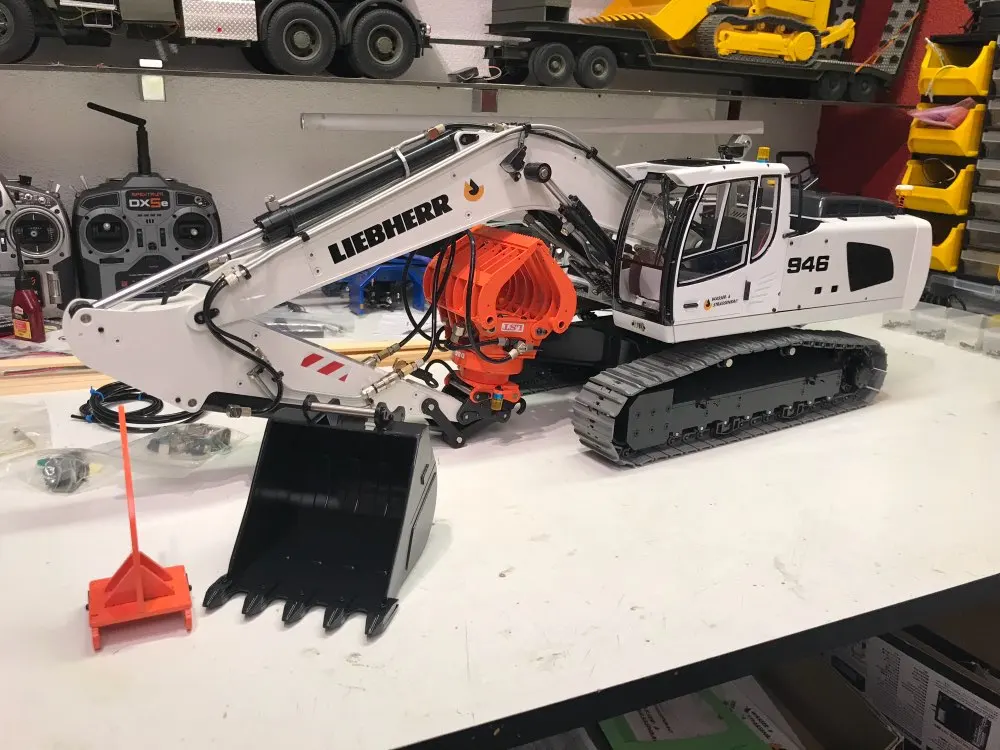 rc liebherr 946 excavator price