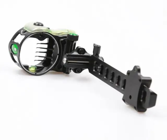 Field Logic IQ Bowsights Pro XT Micro 5 & 7 Pin Compound Bow Archery Sight with Retina Lock