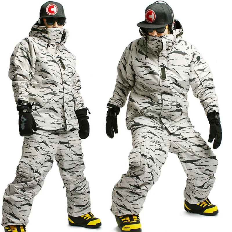 Сноубордический комбинезон Luminous Camouflage XL