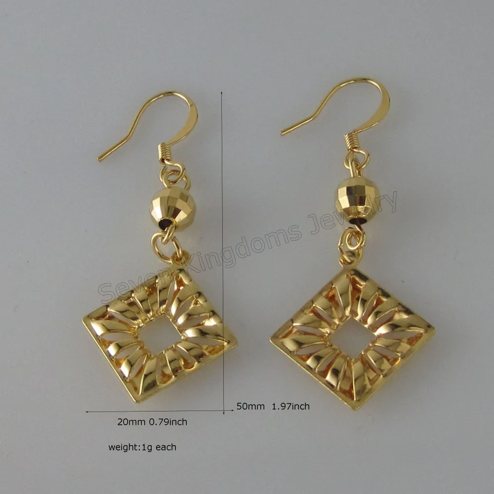 

MIN ORDER 10$ CAN MIX /TOP 24K YELLOW - GOLD GP SOLID FILLED PLAIN SURFACE SQUARE HOLLOW INSIDE 1.97" EARRING WIDTH 20MM