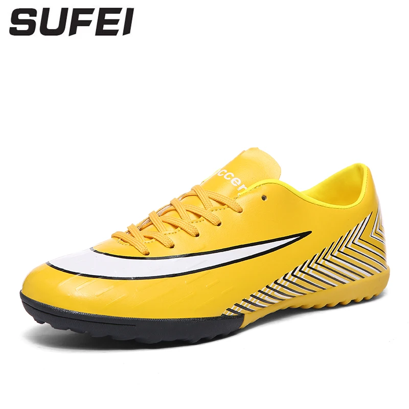 

sufei Men Football Boots Superfly Soccer Shoes TF Turf Kids Futsal Boots Sock Hard Court Training Cleats Size 35-44