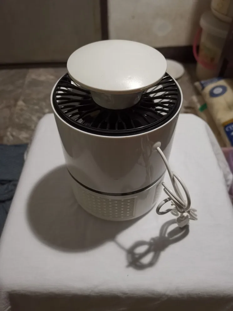 MOSQUITO TRAP X™ - USB POWERED LED MOSQUITO KILLER LAMP [QUIET + NON-TOXIC]