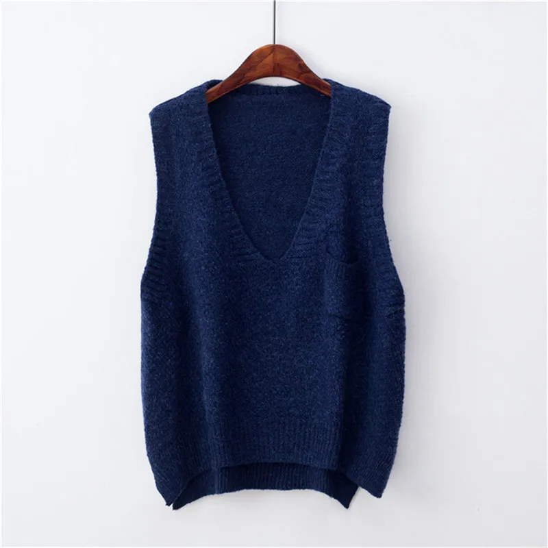 Deep V Neck Sweater Vest For Women Preppy Style Retro Oversize Knitted Tops With Pocket Female Sleeveless Pullover Vest LQ24 - Цвет: navy blue vest