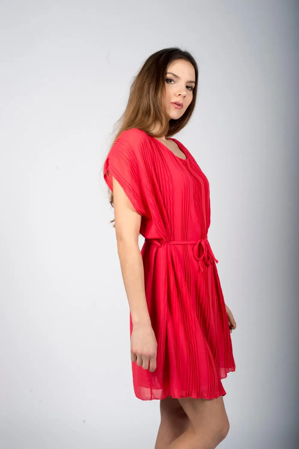 Женское короткое Плиссированное Платье Chic & Pop сезона весна лето 2019 мягкая