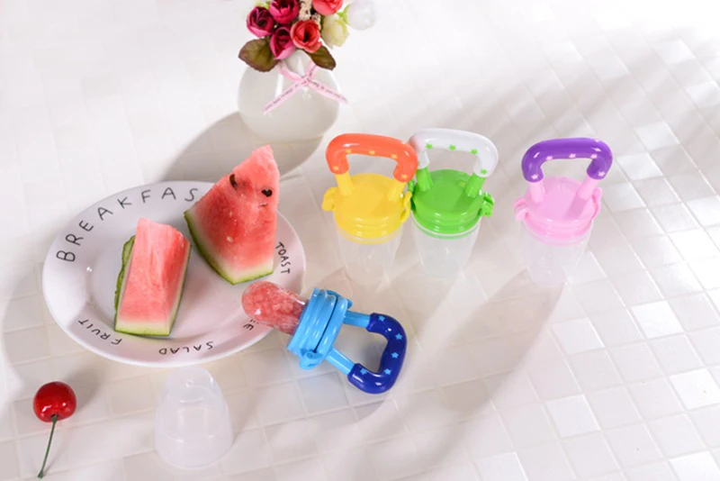 Colorful Baby Fruits And Vegetables Bite Bags Infant Teether Pacifier Reassure Chlidren Silicone Buckle Drinkers  (12)