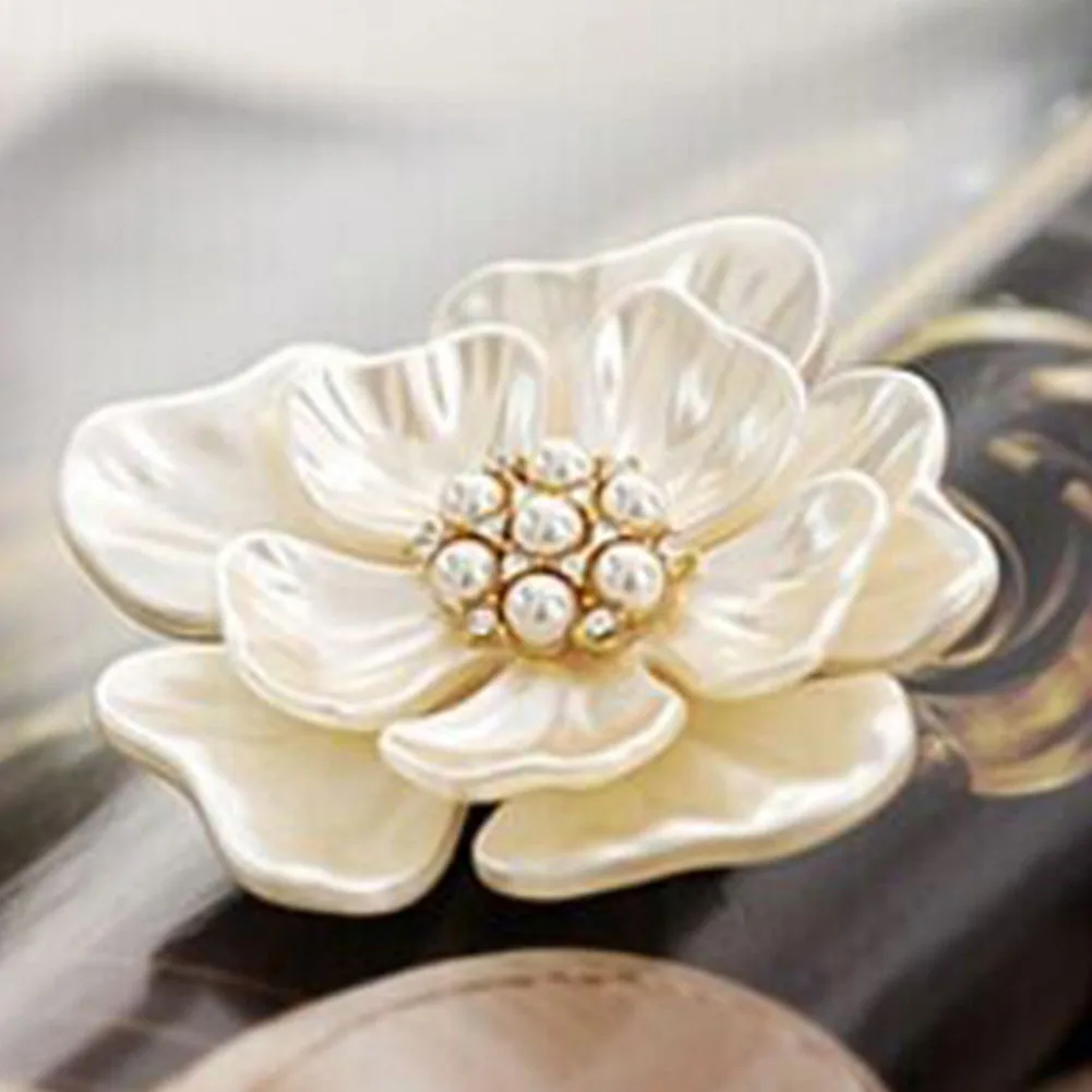 

Hot Charm Flower Brooch Pin Fashion Shell Peony Corsage Pin Bridal Jewelry Cloth Scarf Pins Coat Sweater Dress Clips For Women