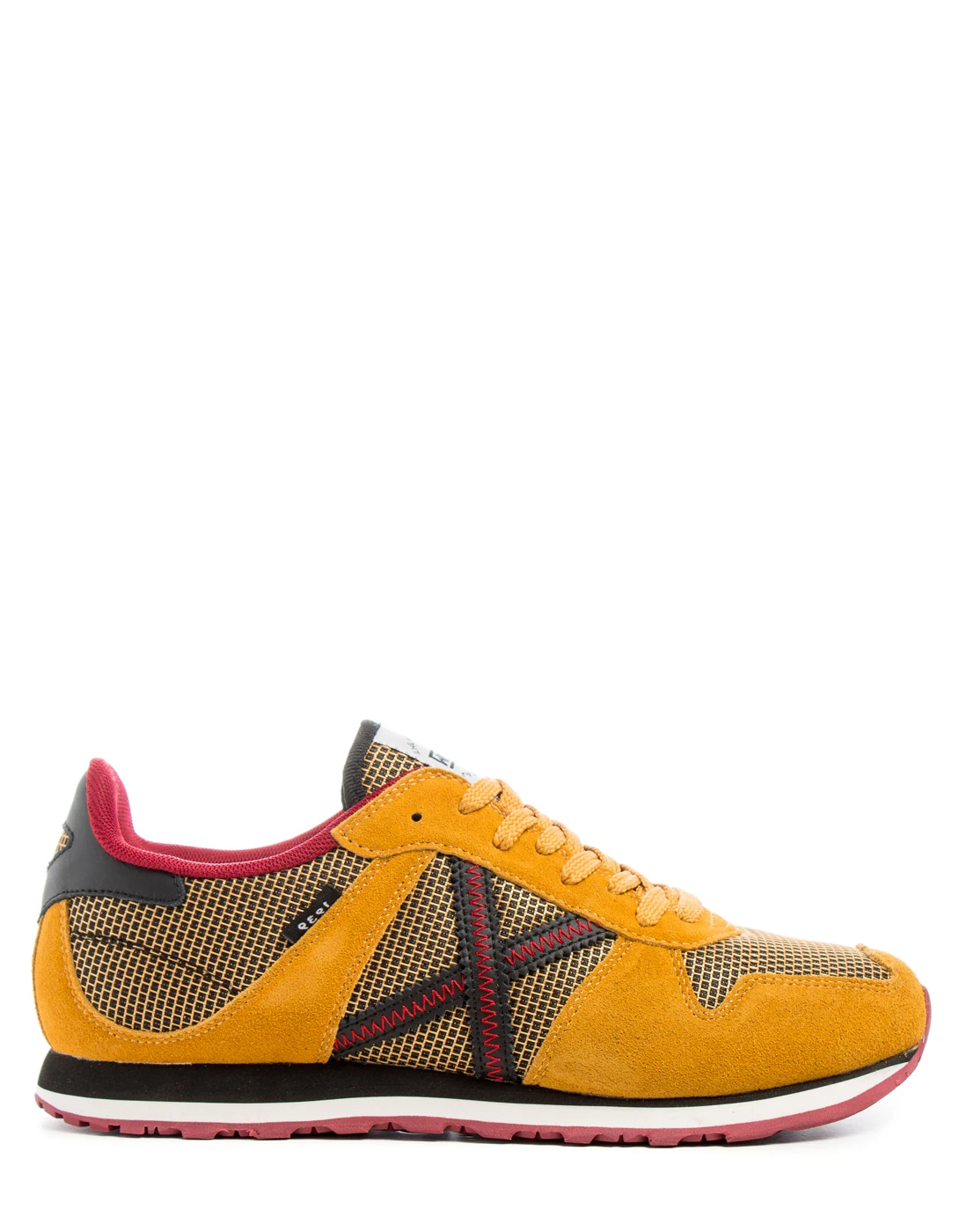 zapatillas deportivas amarillas