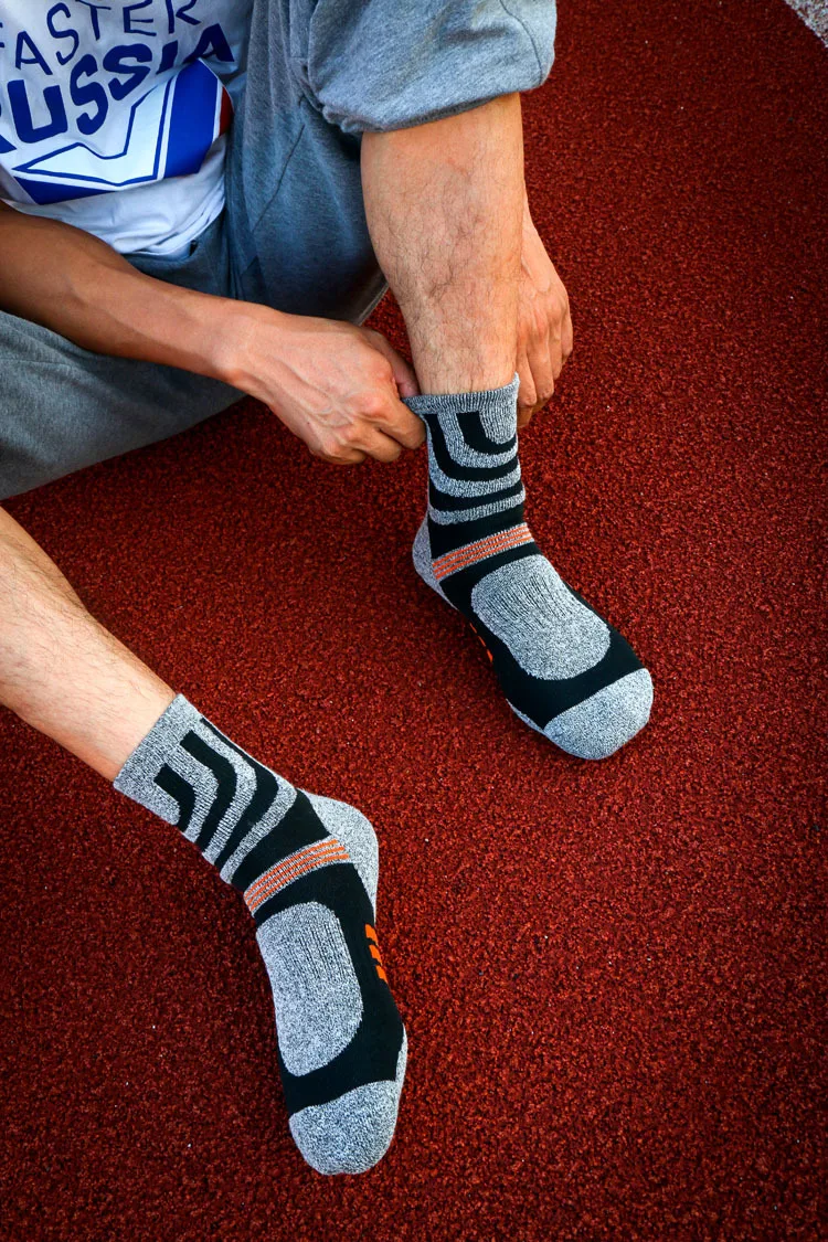 2 PairLot 2017 New Men Brand Casual Socks Quick Dry Breathable Cotton Socks Absorb Sweat Antibacterial High Quality Male Sport Socks 15