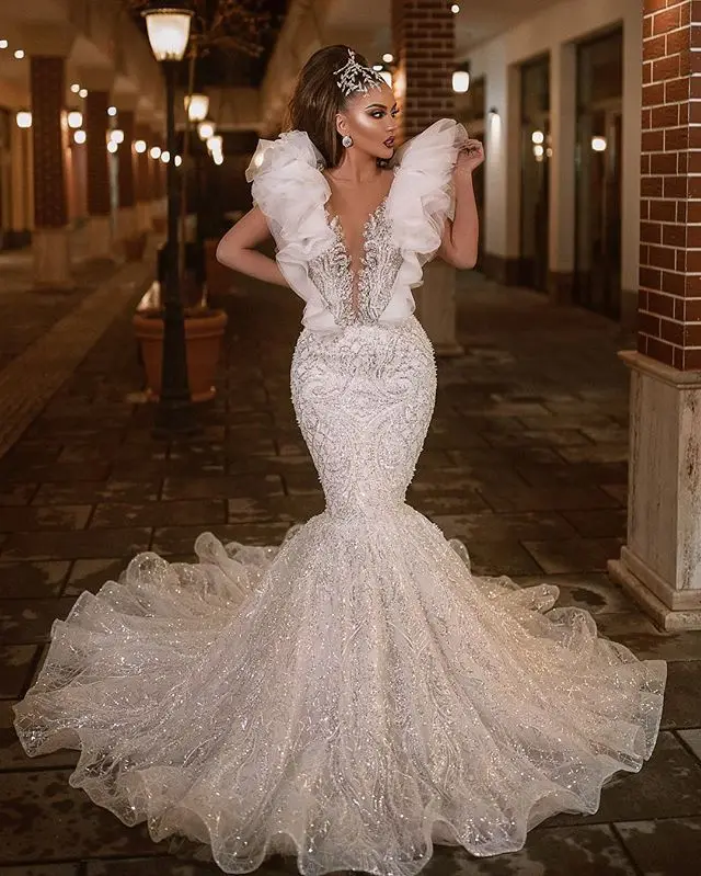 

Wedding Dress 2019 Luxury Mermaid Plunge V-Neck Beading Elegant Lace Sexy Backless Garden Bridal Gowns vestido de noiva