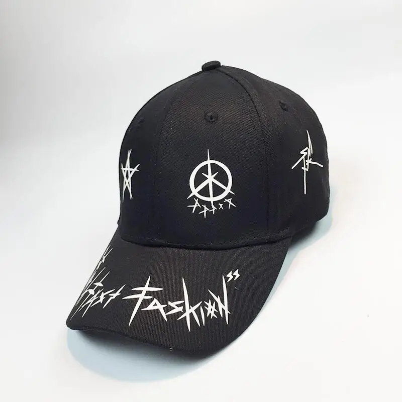 

Seioum Custom Graffiti Snapback Baseball Caps Black and White Patchwork Men Women Hip Hop Cap Fashion Casual Hat