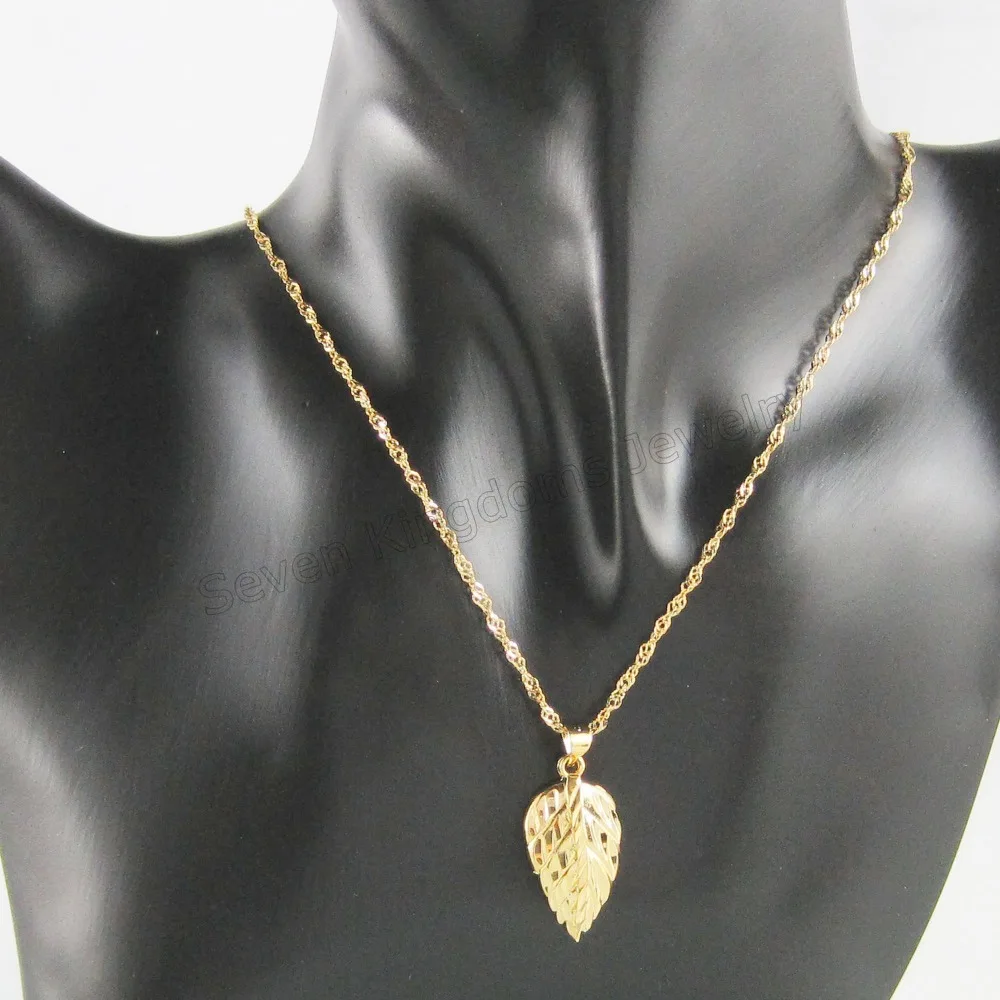 

Min order 10$ CAN MIX DESIGN - YELLOW GOLD GP OVERLAY 18.5" NECKLACE & CARVED VIVID LEAF SHAPED PENDANT HANGS 32mm 1.26inch