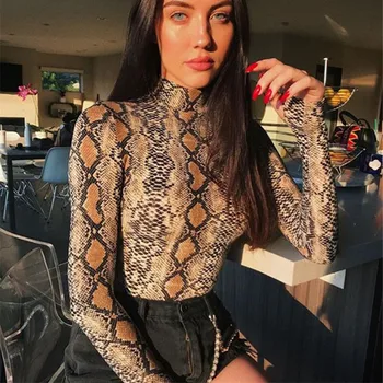 

2019 Fashion Spring Sexy Serpentine Printed Women T Shirt Slim Long Sleeve Turtleneck Women Tops O Neck Streetwear T shirt