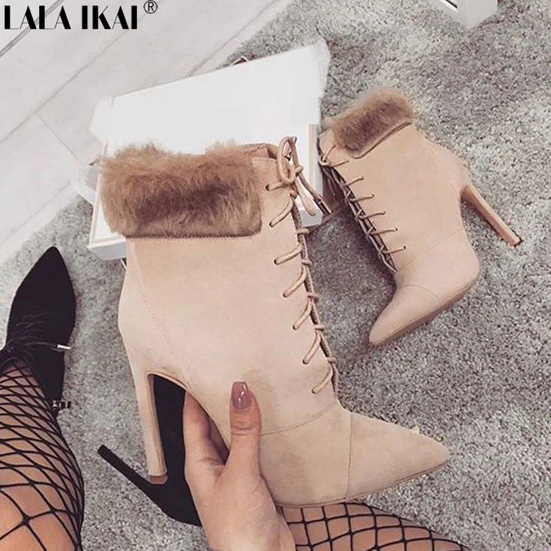 

LALA IKAI Women Ankle Boots Autumn High Heels Faux Fur Boots Thin Heels Pointed Toe Platform Lace-Up Ladies Boots XWC2532-5