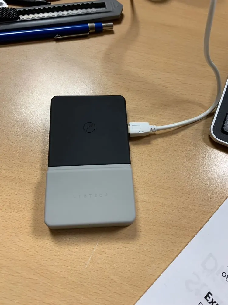 BricksPower QI Wireless Power Bank Charger - 3000mAh