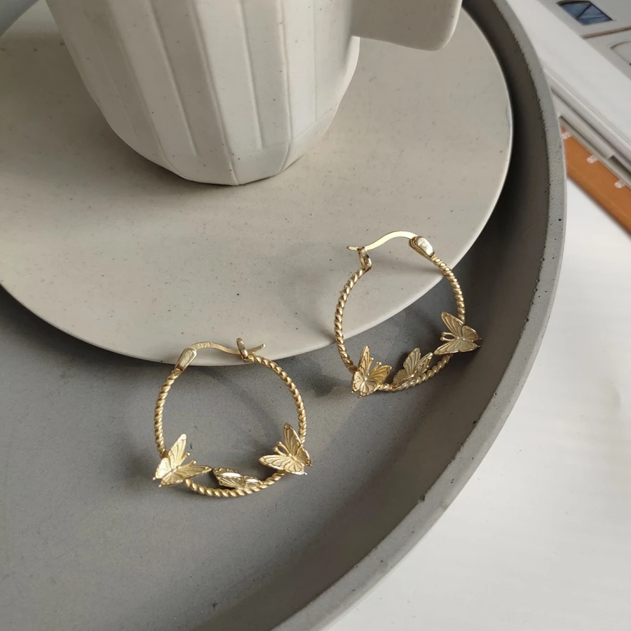 

Fancy Small 925 Sterling Silver Hoop Earrings Butterfly Sleeper Earring Hook Polished Twisted Huggie Earrings for Women Girls