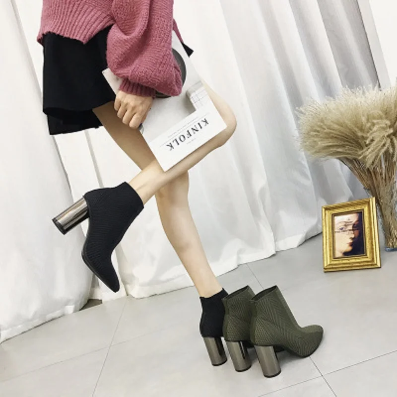 

2018 autumn and winter new short boots wild knit pointed thick with women's boots personality temperament women's shoes