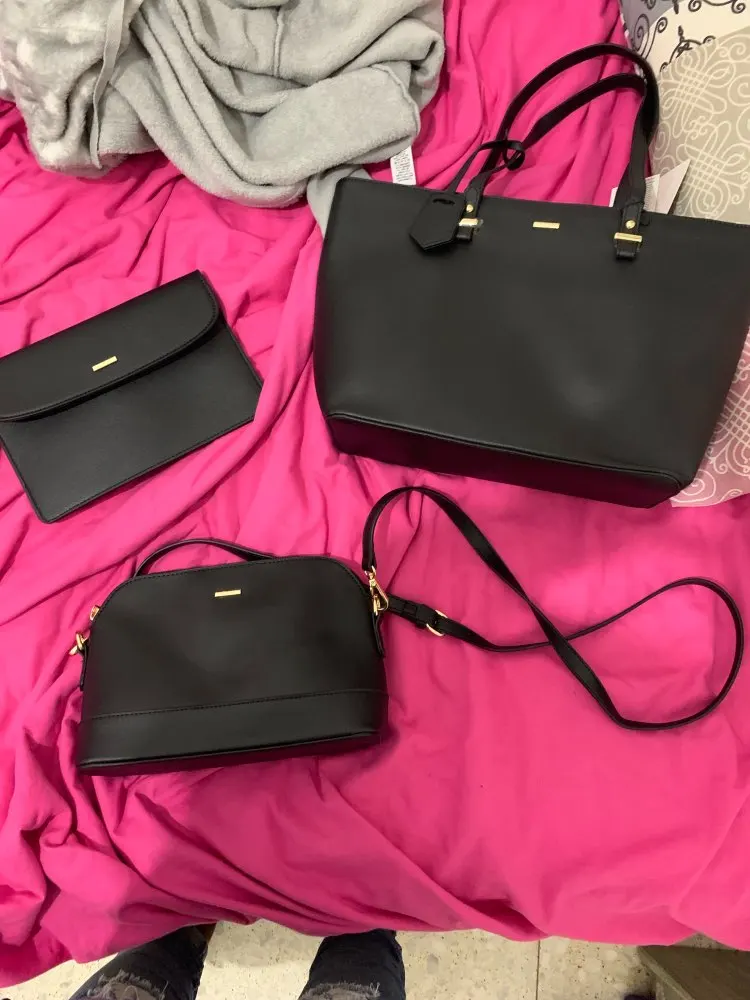 Set of 3 Fashionable Matching Women’s Bags