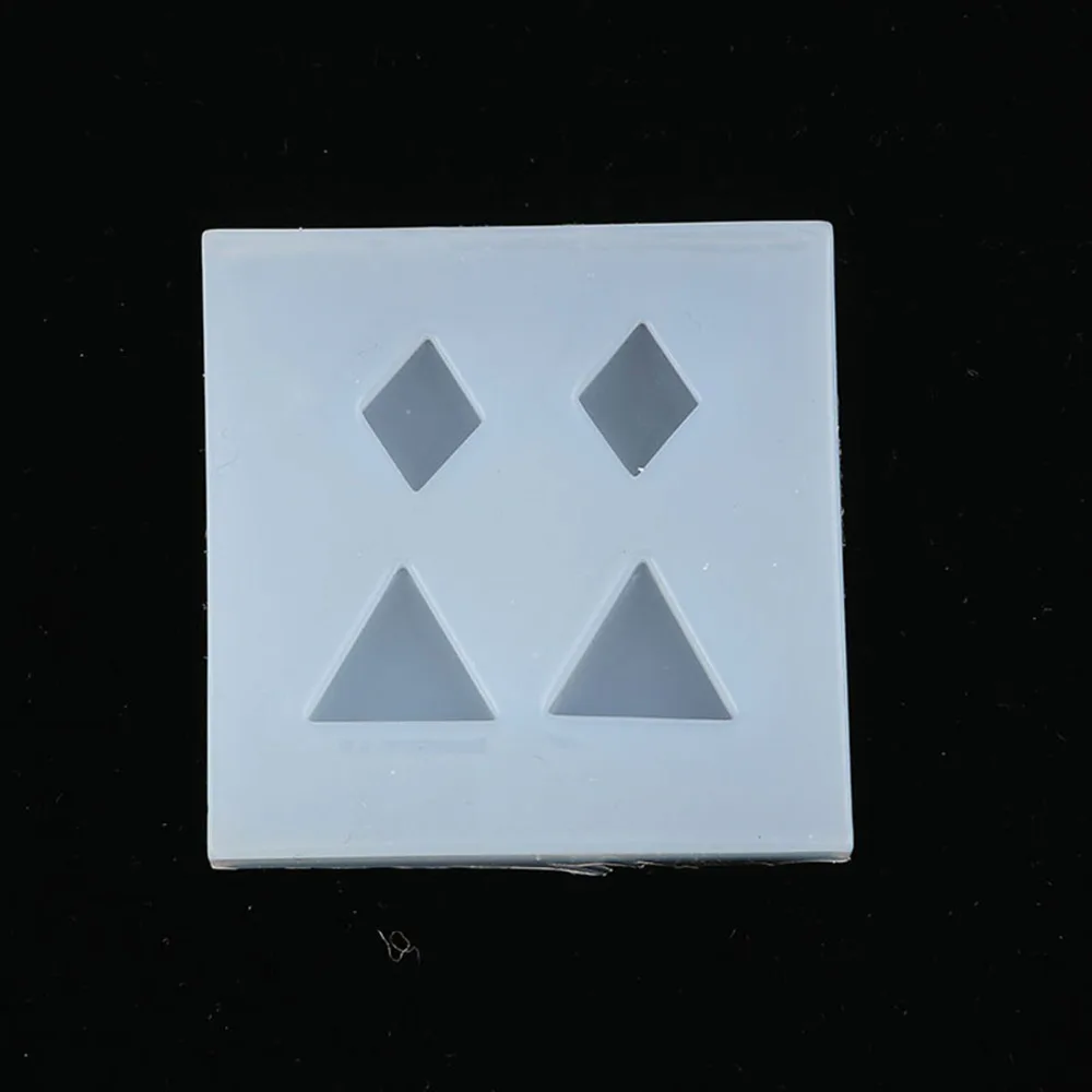 

Doreen Box Silicone Resin Mold For Jewelry Making Geometric Triangle Rhombus White Molds Tools 49mm(1 7/8") x 49mm(1 7/8"), 2PCs