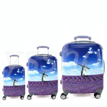 

Juego de 3 suitcase are rigid stamped, composite one cabin suitcase and two for invoiced