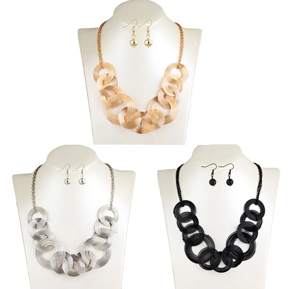 

2 pcs/Set For Bridal Colors Unique Design Hollow Out Geometric Necklace Bracelet Jewelry Sets Metal Simple Geometry Ring