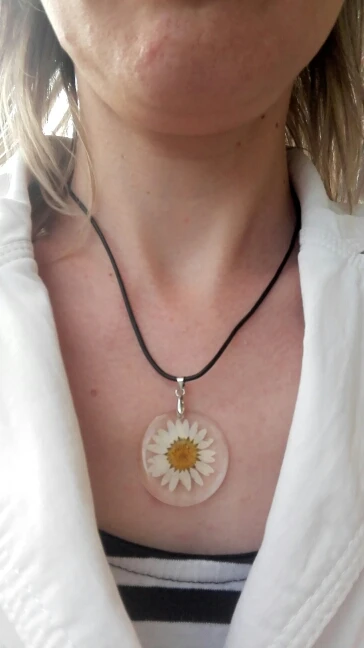 Free!! Just Pay $5.95 For Shipping Sale - Handmade Boho Resin Dried Flower Daisy Necklace 45Cm
