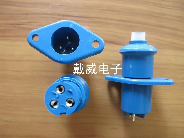 

Original new 100% supply power outlet plug CZ-300 small three wire 3A 250V