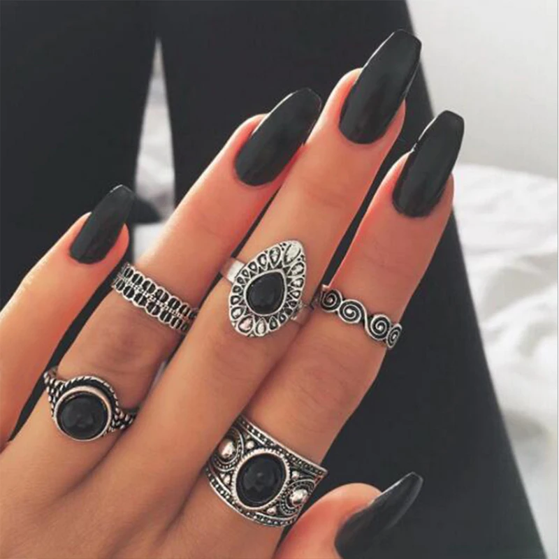 

5 Pcs / Set Retro Engraving Water Drop Round Gem Crystal Geometric Irregular Ring Women Personality Gold Silver Party Ring Set