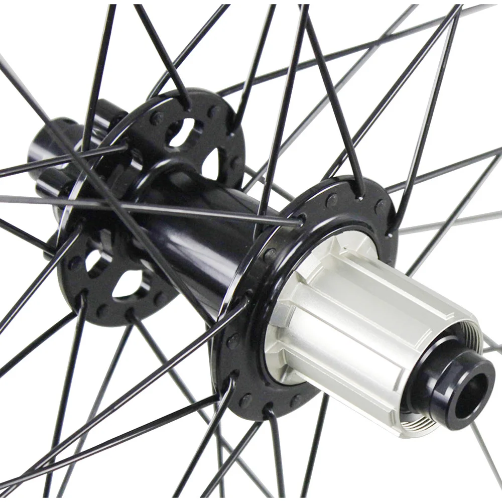 Tubeless Tyre (2)