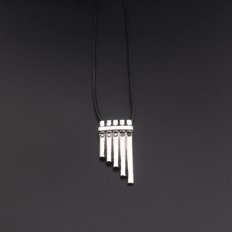 Panflöte Anhänger mit Lederband