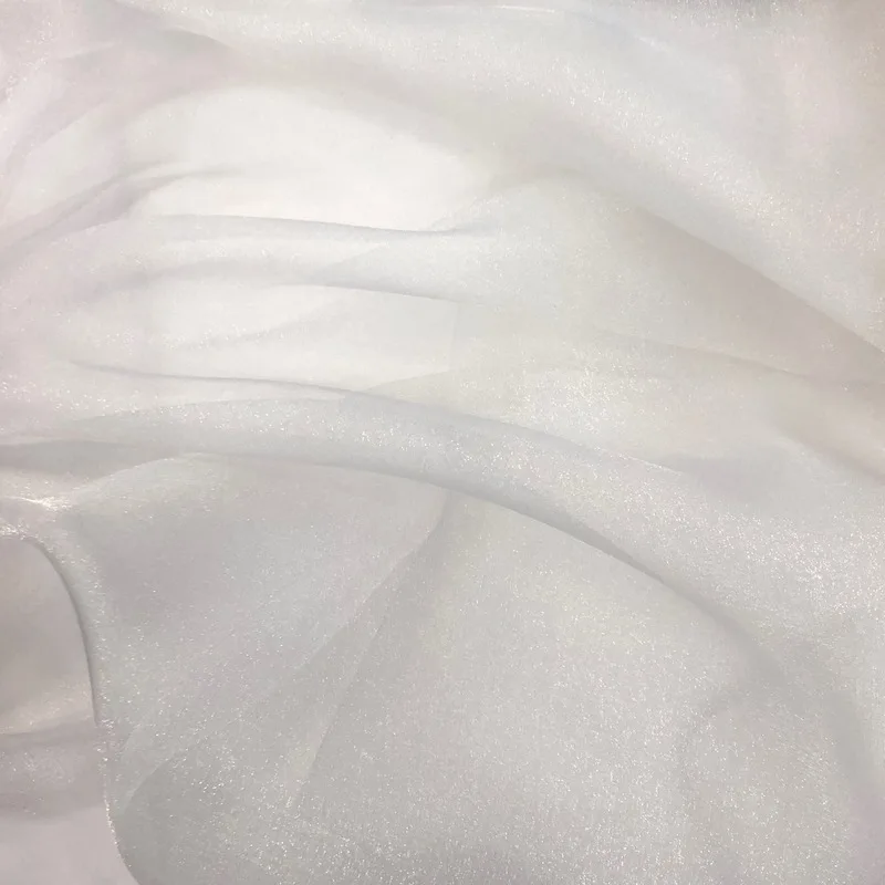 01_white.qhC7R