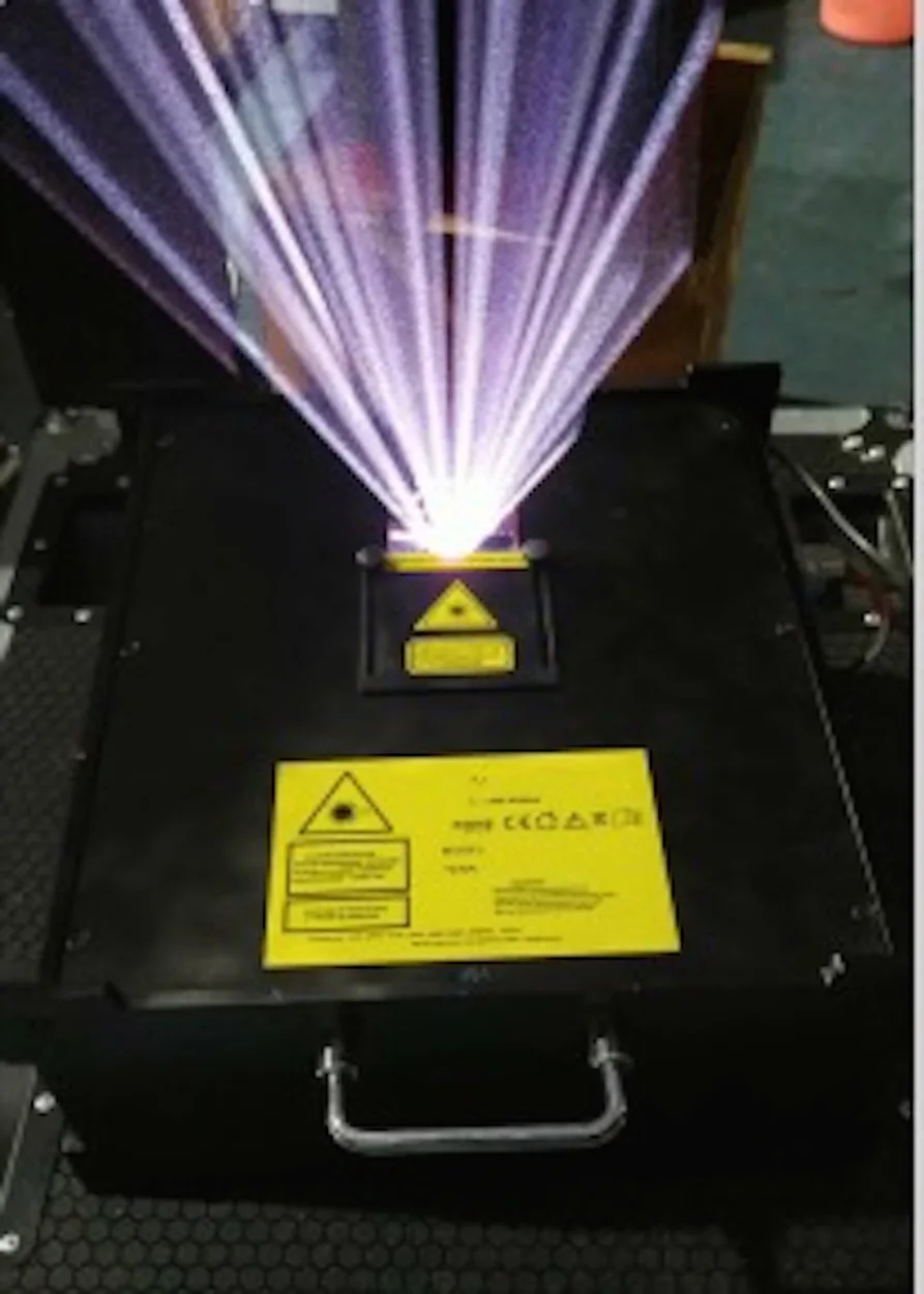 laser man show-5