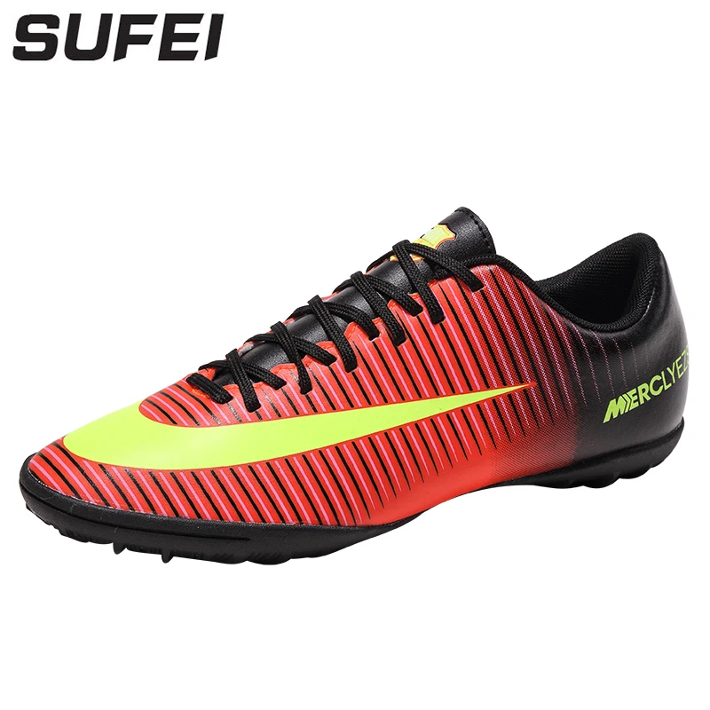 

sufei Men Football Boots Turf Soccer Shoes Superfly Hard Court Futsal boots Kids Training Cleats Sport Sneakers Size 35-44