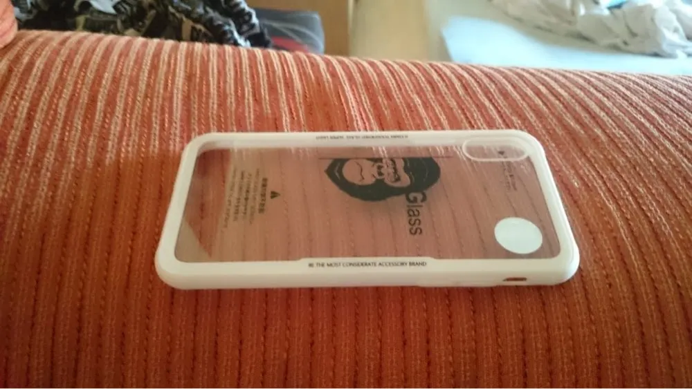 Reseña fotográfica de la funda Ghost Glass para iPhone