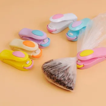 

Portable Bag Clips Handheld Mini Electric Heat Sealer Machine Impulse Sealing Seal Packing Plastic Bag Clip Work with Battery