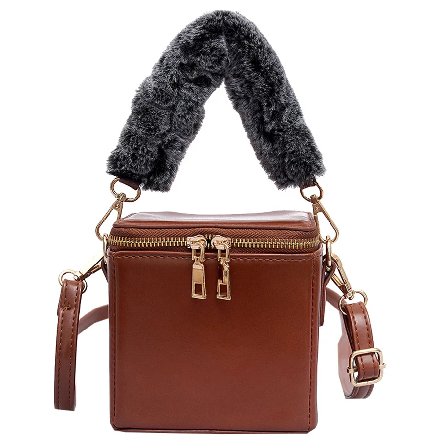

2018 New Women Bags Wave Square Retro Style Plush Portable Bucket Bags Korean Version Of The Wild Shoulder Bag Messenger Bag sac