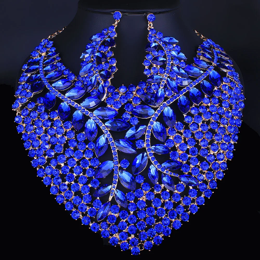 бриллиантовое колье incomparable. самое дорогое колье в мире. дорогое ожерелье. колье “incomparable”. колье с изумрудами элизабет тейлор.