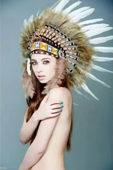 

Indian feather headdress Chief white headpiece hat for stage performance
