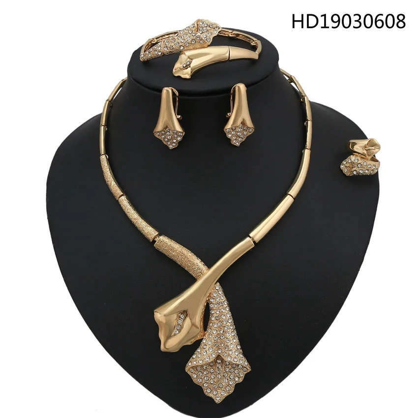 

Gold Jewelry Sets On Sale Green Jewellery Set Heavy Necklace Set New Necklace Set