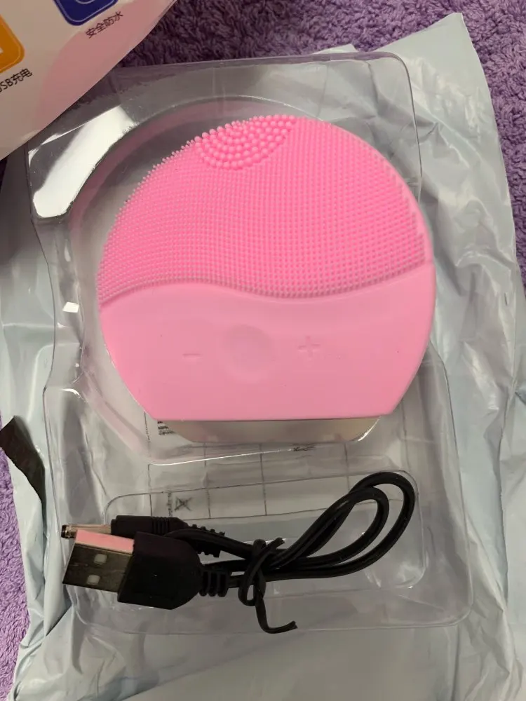Facial Cleansing Brush Electrical Ultrasonic photo review