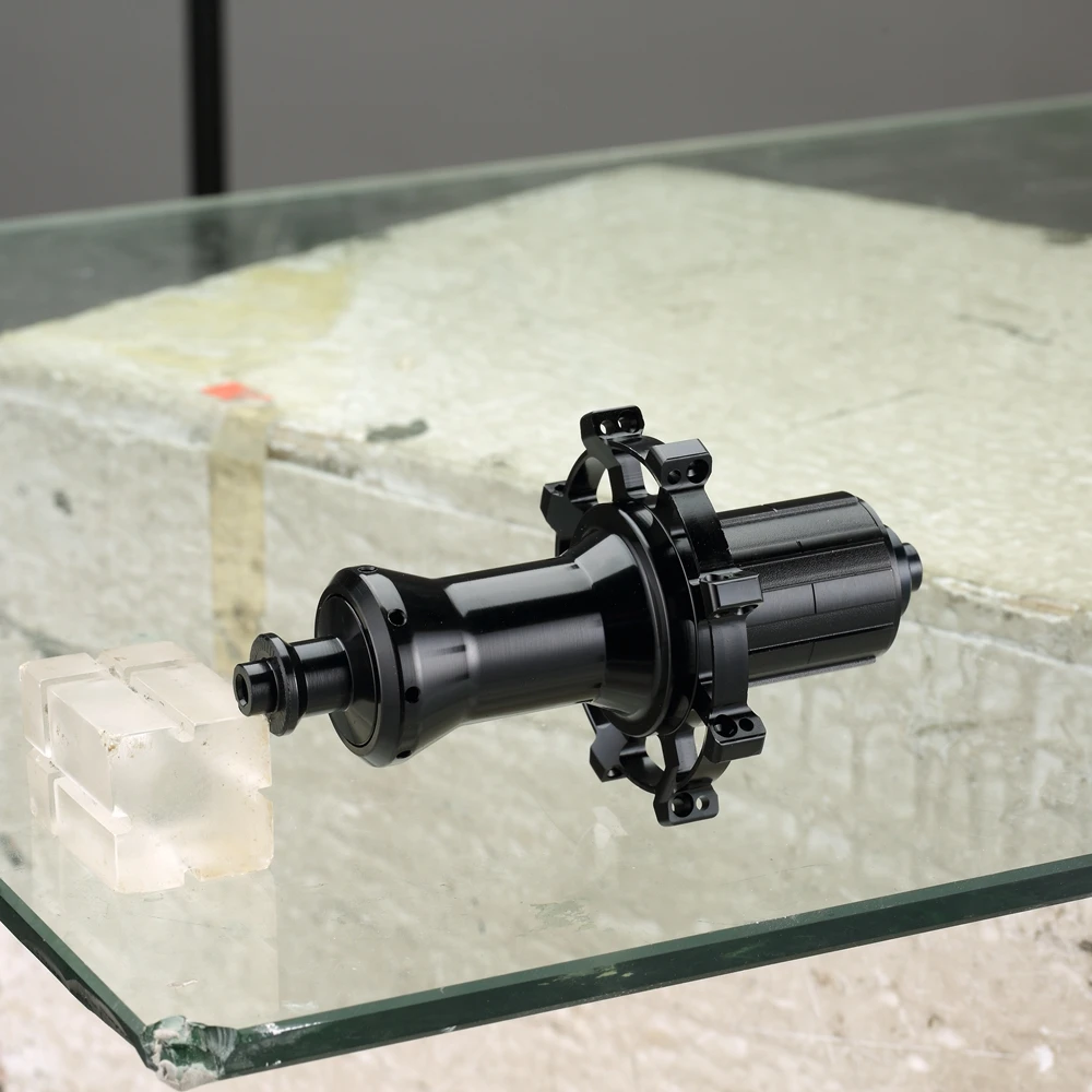 

RACEWORK 105 R7000 FH-R7000 10/11-speed Free Hub 130 mm Q/R 24Hole Silky Black& Front Bicycle Hub R20 HOLE