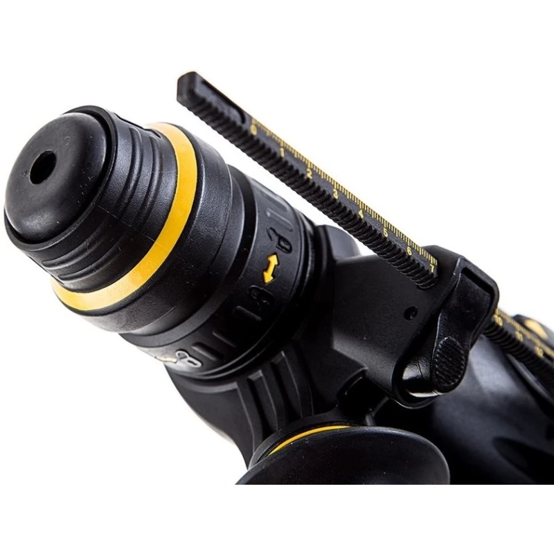 Перфоратор электрический DeWalt D25144K (Мощность 800 Вт, энергия удара 3 Дж, сверление дерева 30 мм, бетона 26 мм, металл 13мм, патрон типа SDS+, реверс)