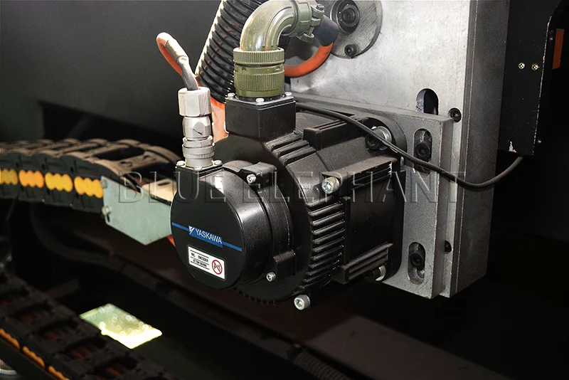 yaskawa-servo-motor