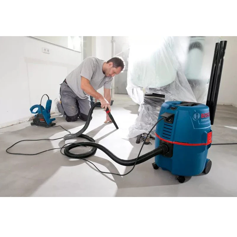 Пылесос для сухой и влажной уборки Bosch GAS 20 L SFC (Мощность 1200 Вт, объем пылесборника 20 л, длина кабеля 5 м, функция выдува)