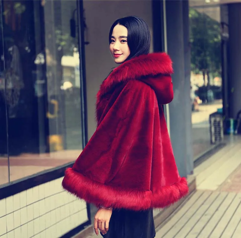 

NiceMix Women Faux Fur Coat Sleeveless Cloak Hooded Shawl Short Outerwear 2018 New Winter Jacket Elegant Ladies Warm Shawl Tops
