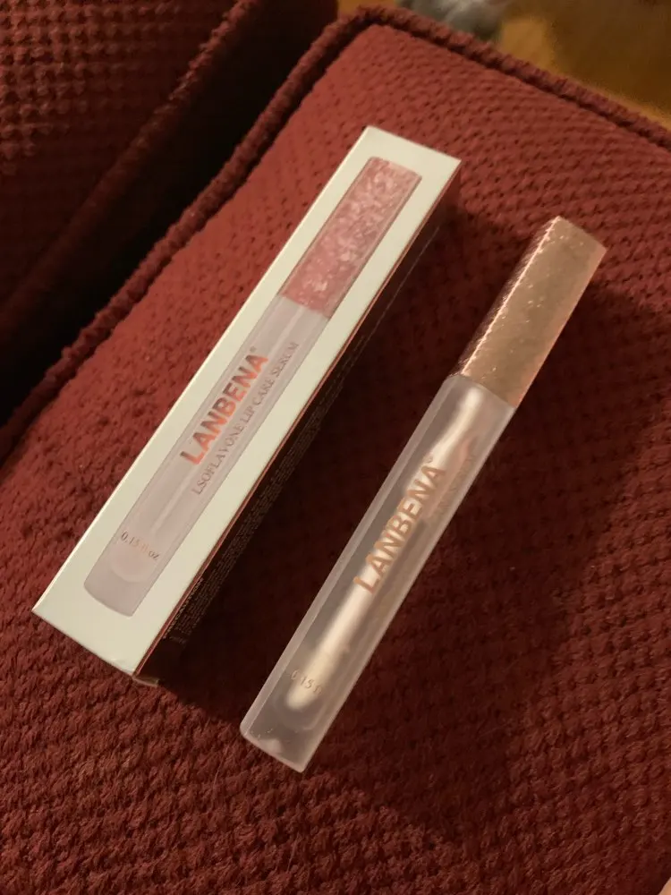 Sérum Naturel pour de lèvre pulpeuse et brillante instantanément