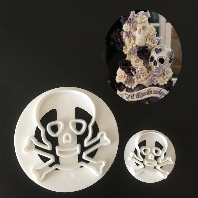 

LIXYMO 2pcs skeleton fondant molds cookie biscuits cutters Sugar craft DIY moulds embossers Halloween cake Decorating tools